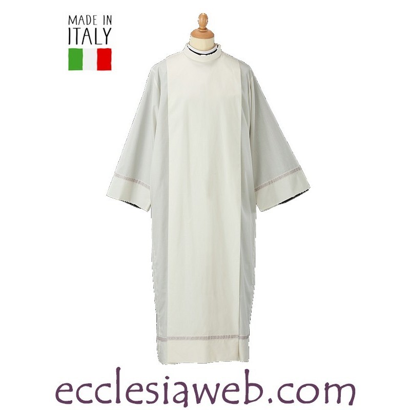 ROBE DE CÉRÉMONIE AVEC COU CARRÉ