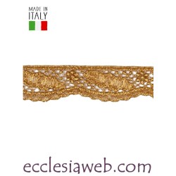 PIZZO MACRAME FOGLIA SMERLATO IN LUREX